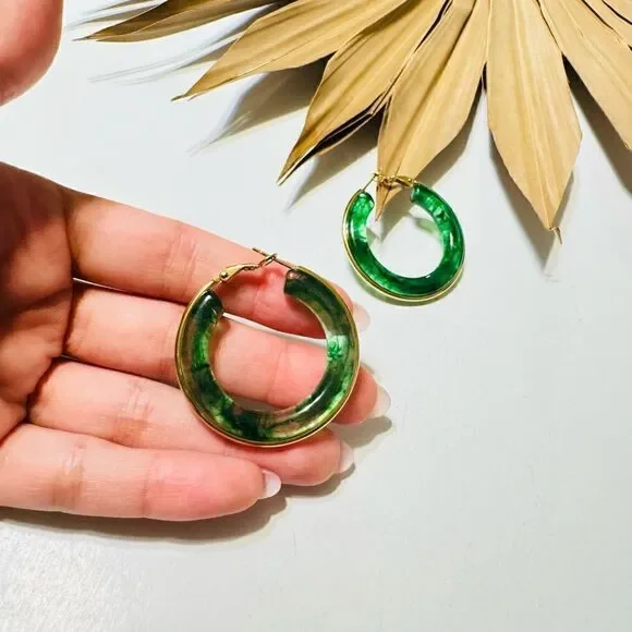 Green crystal hoop earrings S704 - Picture 3 of 4